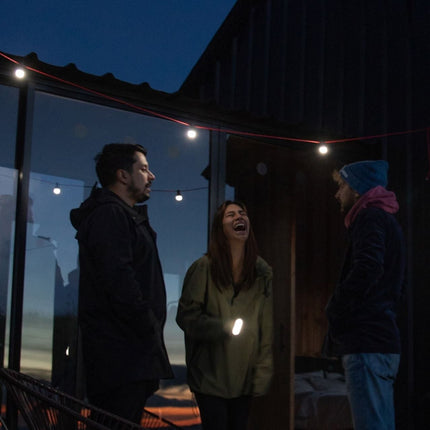 BioLite Site Lights  Set mit 6 Hängeleuchten und Solar-Ladecase von BioLite
