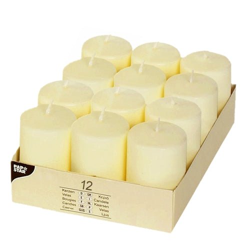 PAPSTAR Stumpenkerzen Ø 40 mm, 60 mm elfenbein, Flachkopf "Ivory" | Papptray (12 Stück)