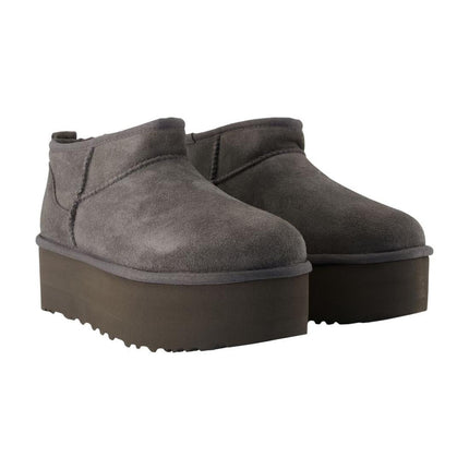 Classic Ultra Mini Platform Stiefeletten - UGG - Leder - Grau