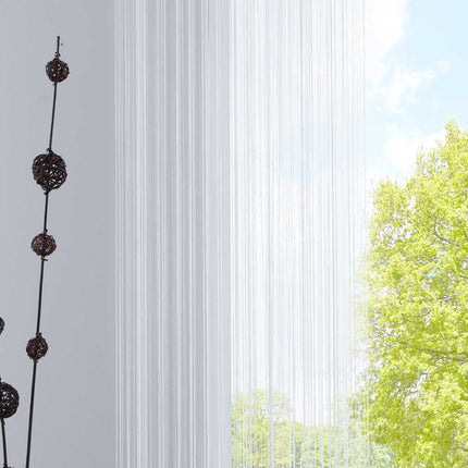 Fadengardine  mit Tunneldurchzug und eingenähtem Kräuselband, geeignet für Gardinenstangen und Gardinenschienen Fadenvorhang Fadenstore Raumteiler 20303CN