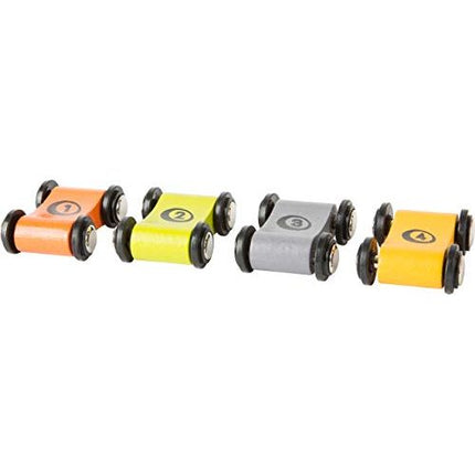 Rennbahn mit Parkdeck aus Holz – personalisierbar, inkl. 4 Autos | small foot 10602