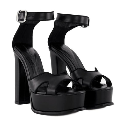 Pumps aus Leder Schwarz / Silber