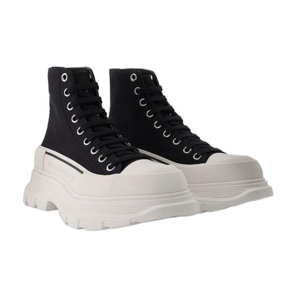 Tread Slick Sneakers - Alexander Mcqueen -  Black/White - Canva