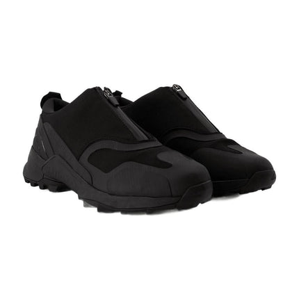 Sneaker Swift R3 GTX aus Stoff in schwarz