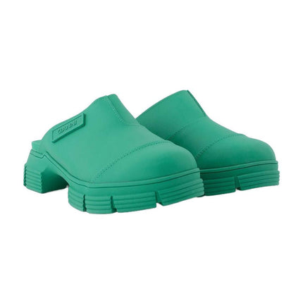 Pantoletten aus recyceltem Gummi Grün