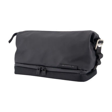 Otaru Wash Bag W3 - RAINS - Synthetik - Schwarz