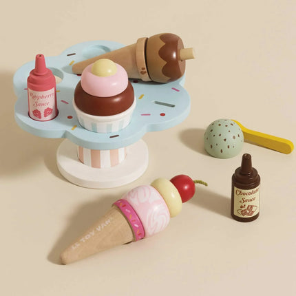 Le Toy Van's Eisdiele "Carlo's Gelato" Kinderspielzeug ab 2 Jahren Holz