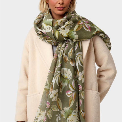Leaf Floral Print Tassel Scarf In Olive Green