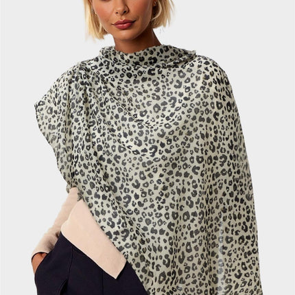 Black Leopard Print Tassel Scarf In White