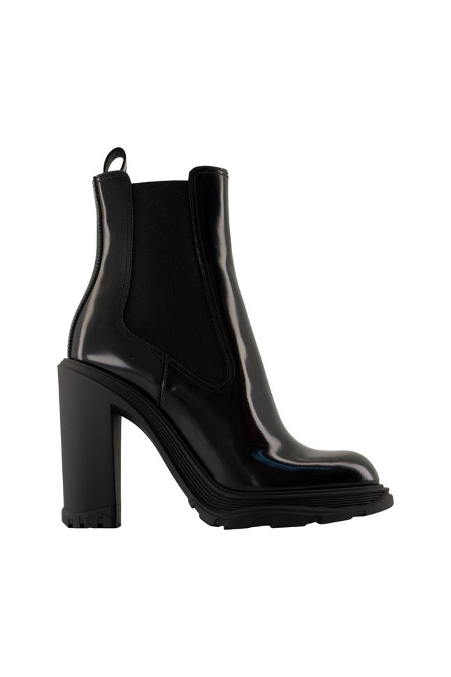 Stiefel aus schwarzem Leder