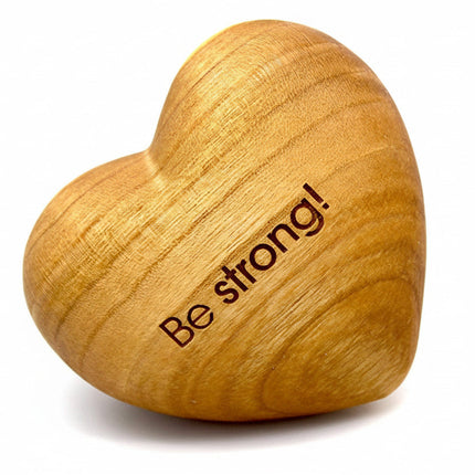 Thankgoods Handschmeichler Holzherz Be strong als Geschenkidee für Sie und Ihn!