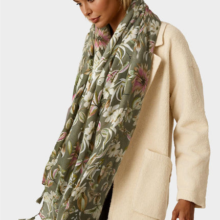 Leaf Floral Print Tassel Scarf In Olive Green