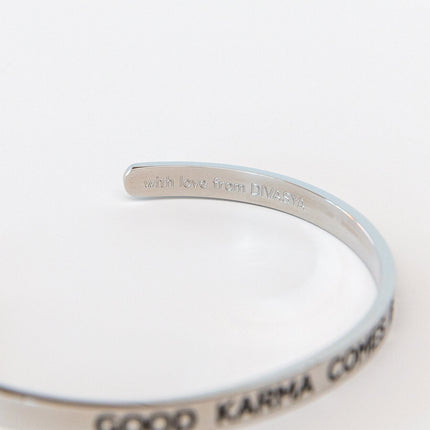 Armreif mit Gravur | Silber | Good Karma comes back