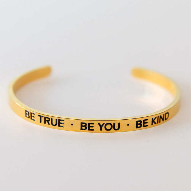 Armreif mit Gravur | vergoldet | "Be true - be you - be kind"