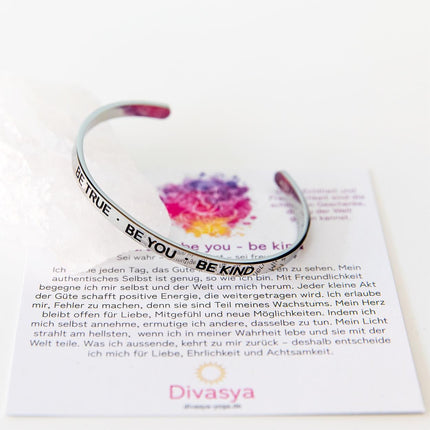 Armreif mit Gravur | Silber | "Be true - be you - be kind"
