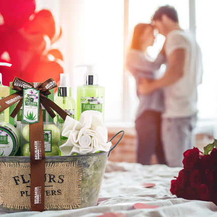 10-teiliges Aloe Vera Beautyset, Geschenkset in Vintage Wanne