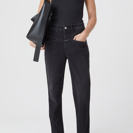 STYLE NAME PEDAL PUSHER JEANS