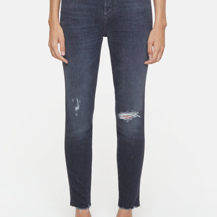 STYLE NAME SKINNY PUSHER JEANS