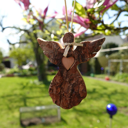 Thankgoods Rindenengel mit Herz als Anhänger