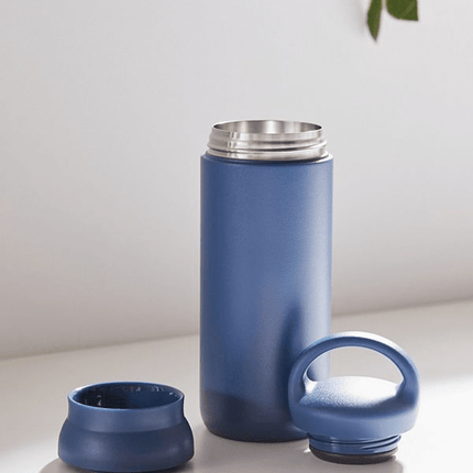Kinto Day Off Travel Tumbler – 500 ml Vakuum-Isolierte Flasche
