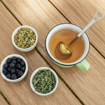 Tee-Sieb mit langem Griff aus Edelstahl in Herz Form