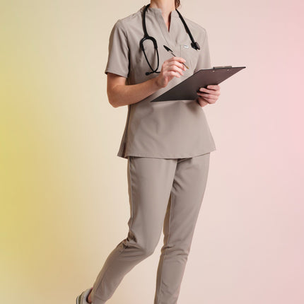Active Scrub Top "Jackie" – Beige