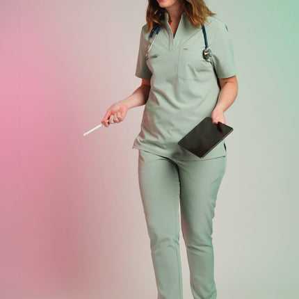 Active Scrub Top "Jackie" – Green
