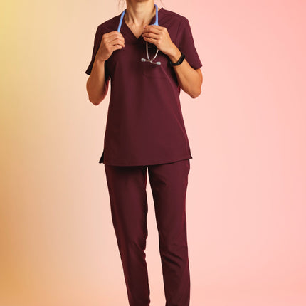 Active Scrub Top "Serena" – Bordeaux