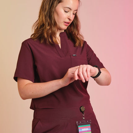 Active Scrub Top "Jackie" – Bordeaux