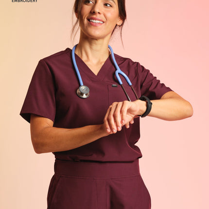 Active Scrub Top "Serena" – Bordeaux