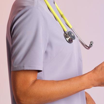Active Scrub Top "Jackie" – Violet