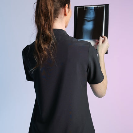 Active Scrub Top "Jackie" – Black
