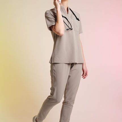 Active Scrub Pants "Tessa" – Beige