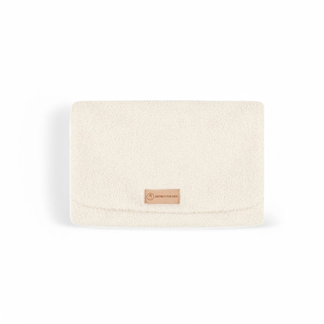 Wickelunterlage Teddystoff Bouclé – praktische Windeltasche für unterwegs