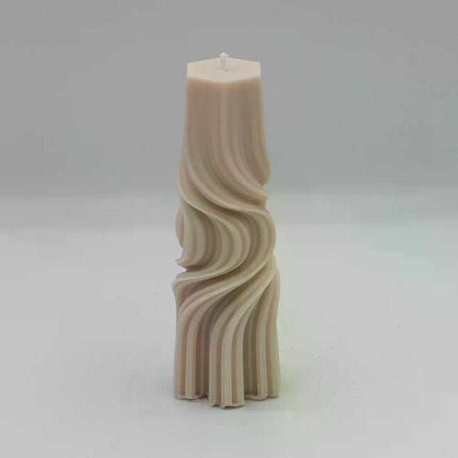 Maximalbeton - Stumpenkerze "Truller" gedreht