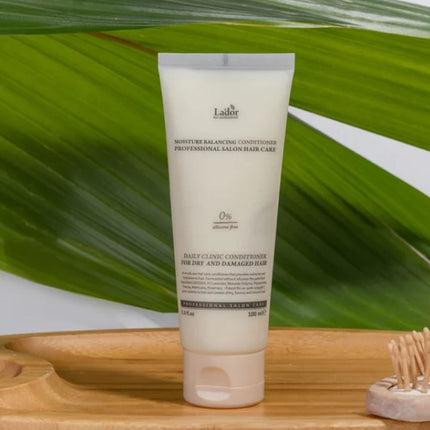LADOR | Moisture Balancing Conditioner - 100 ml
