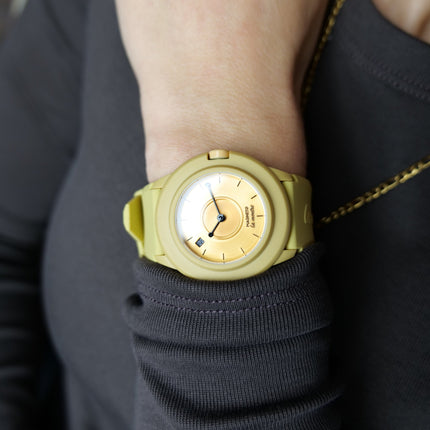 La Montre Yellow