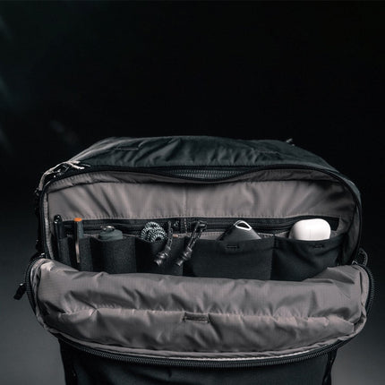 Matador GlobeRider45 Travel Backpack (black) - Handgepäckkonformer Rucksack für Weltreisen (45 liter) von Matador