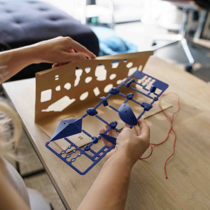 Matador Micro Send (blue)Visualisiere Dein Kletter-Projekt, über Deine Boulder-Fähigkeiten oder verwende die Magnete einfach nur um Dinge an Deinem Kühlschrank