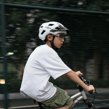 ROCKBROS Kinder Fahrradbrille UV400-Schutz Selbsttönend Sonnenbrille