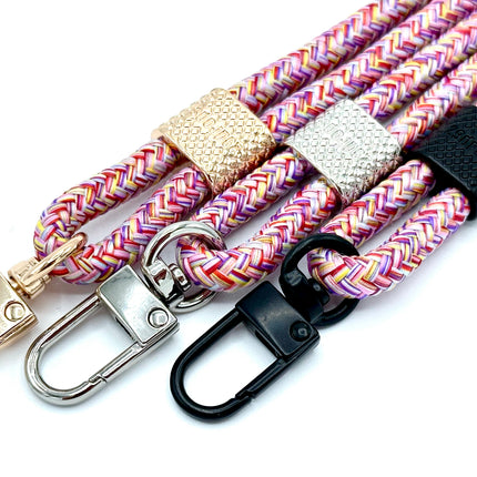 Schlüsselanhänger aus Seil mit Karabiner Bunt