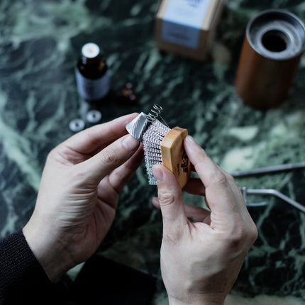 Comandante Burr Care Fluid – Pflege für deine Mühle