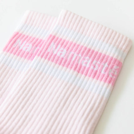 Socken mit Yoga-Motiv in 2 Varianten: Inhale Exhale | Namasté