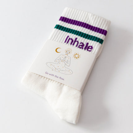 Socken mit Yoga-Motiv in 2 Varianten: Inhale Exhale | Namasté