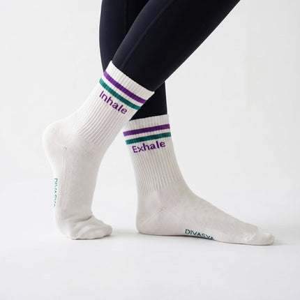 Socken mit Yoga-Motiv: Inhale Exhale | Namasté