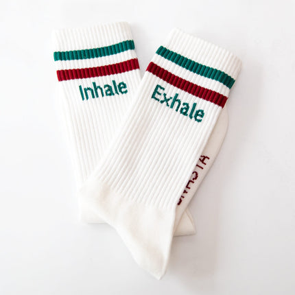 Socken mit Yoga-Motiv in 2 Varianten: Inhale Exhale | Namasté