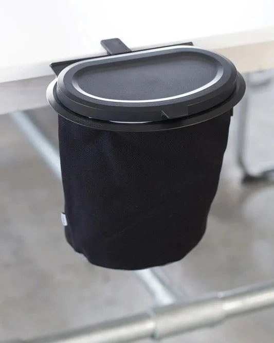 The Flextrash Tableclip - Portable for Vanlife