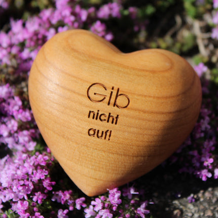 Thankgoods Holzherz Gib nicht auf!