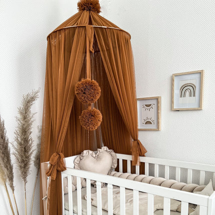 Baldachin aus Tüll – Traumhafte Deko für Baby- & Kinderzimmer