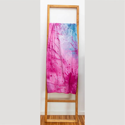 Yoga Handtuch rutschfest aus recycelter Mikrofaser & Silikon-Struktur auf der Unterseite